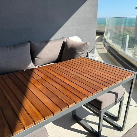 Apartment Victoria Kraymorie